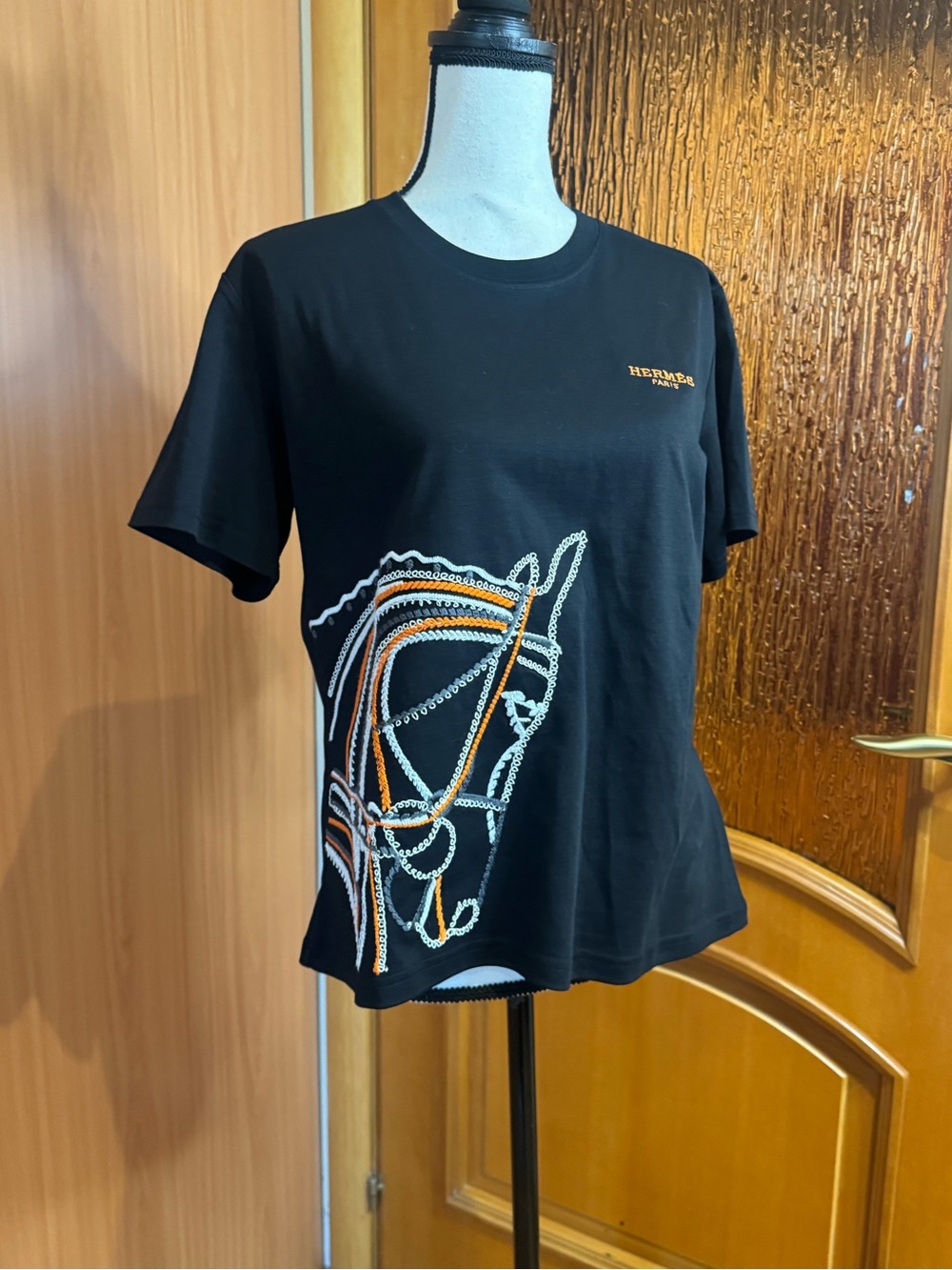 Hermes Black Short Sleeve cotton Tee with Orange & White Embroidery Sz L - Picture 11 of 16